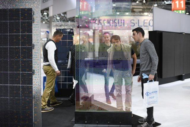 glasstec 2022 전시회(사진 출처: Messe Düsseldorf / tillmann)