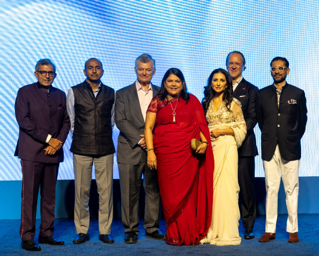 From L to R: Sumit Bhasin, Sanjiv Singh, William P. Lauder, Falguni Nayar, Shana Randhava, Stéphane de La Faverie, Rohan Vaziralli (Photo: Business Wire)